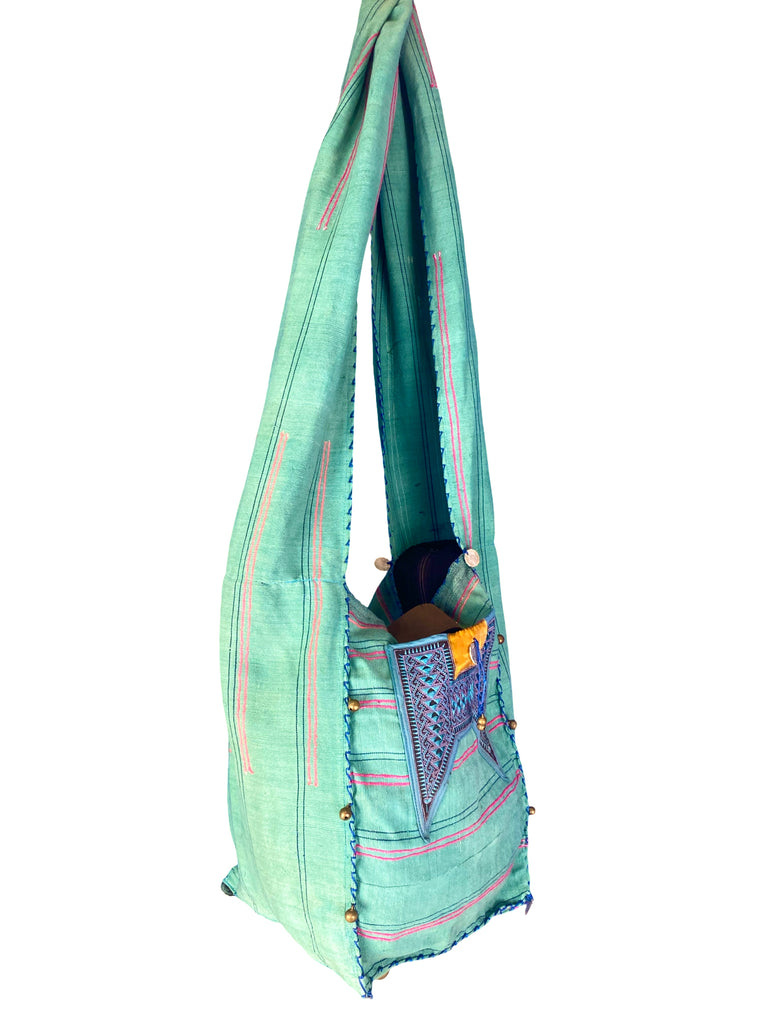 Earth Kiss - Sling Tote