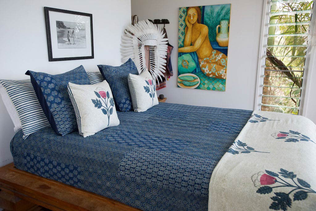 Kantha Vintage Patchwork Quilt 100% Indian Cotton Hand Block Printed in Indigo Tones Kantha Vintage Patchwork Quilt 100% Indian Cotton Hand Block Printed in Indigo Tones