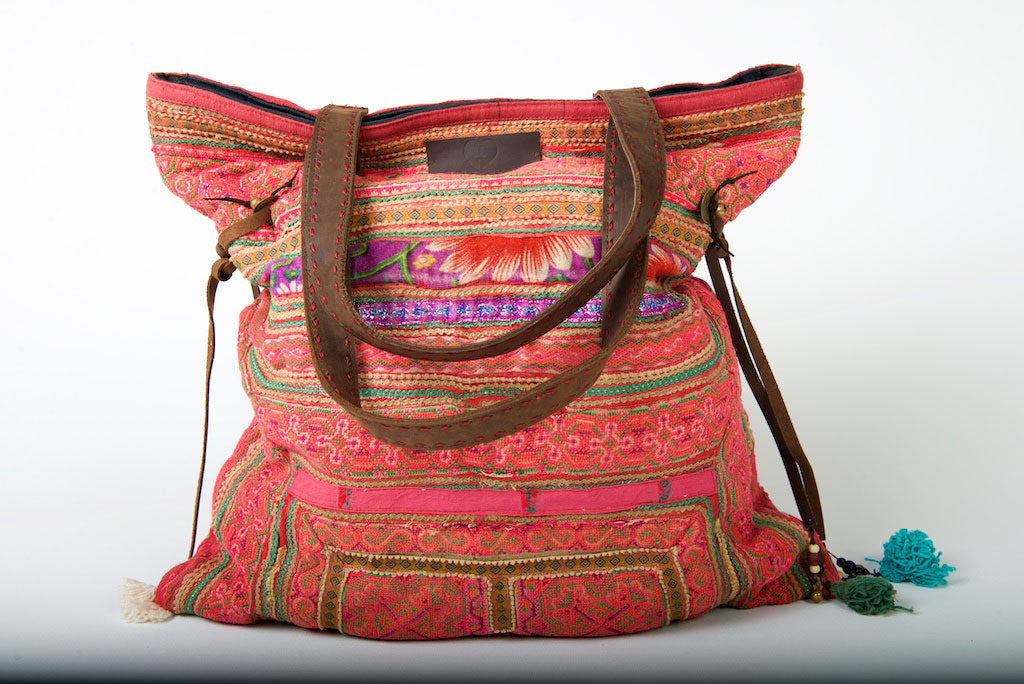 Casablanca - Large Vintage Boho Shoulder Bag Hmong Fabric in Red and Pink