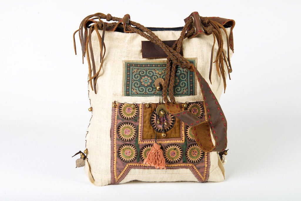 Sabrina - Vintage Shoulder Bag in Ivory White Colour Hemp & Vintage Hmong Fabric